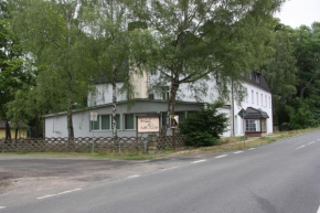  Hotel am Fluss  Хайдезе